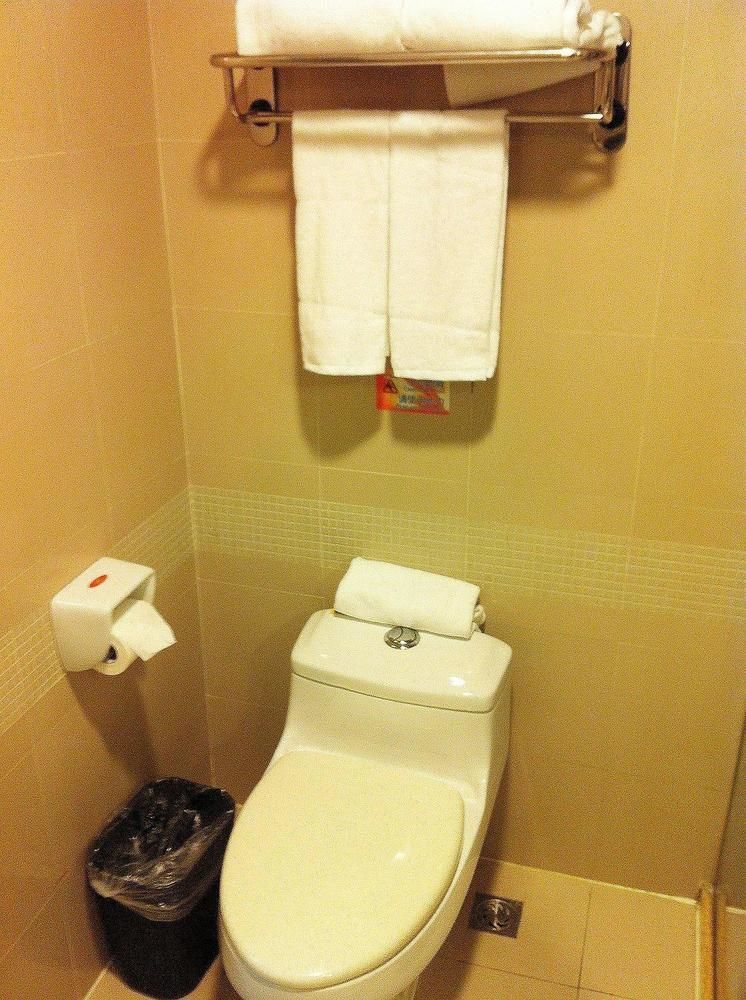 Home Inn Hotel Guiyang Fushui Middle Road ภายนอก รูปภาพ